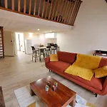 Appartement Avec Mezzanine Idealement Situe A Macon
